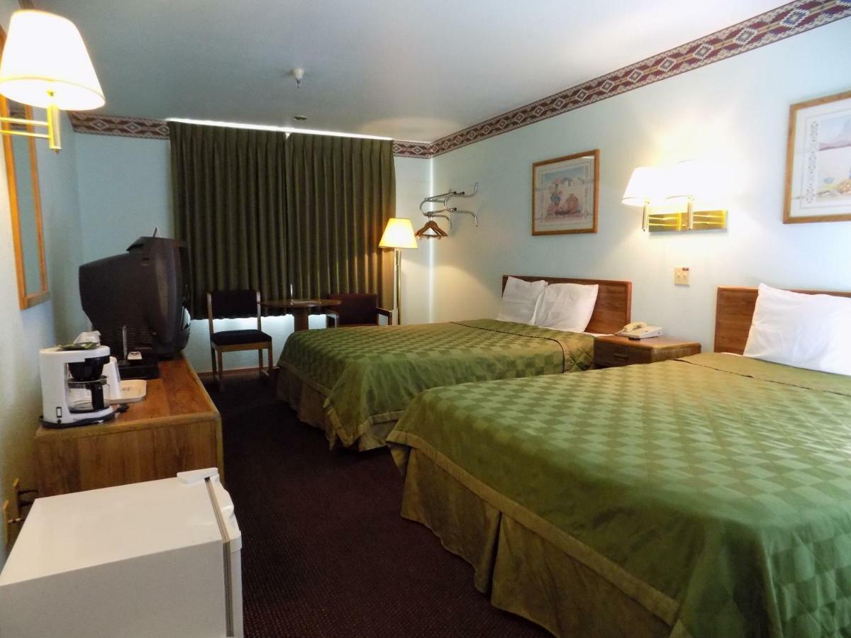 Sunset Inn Tucumcari Nm ภายนอก รูปภาพ